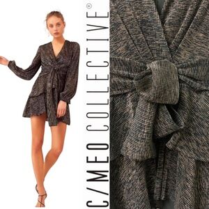 C/MEO COLLECTIVE $198‎ Gold Shimmering Sparkle Plisse Lined Dress Size LARGE